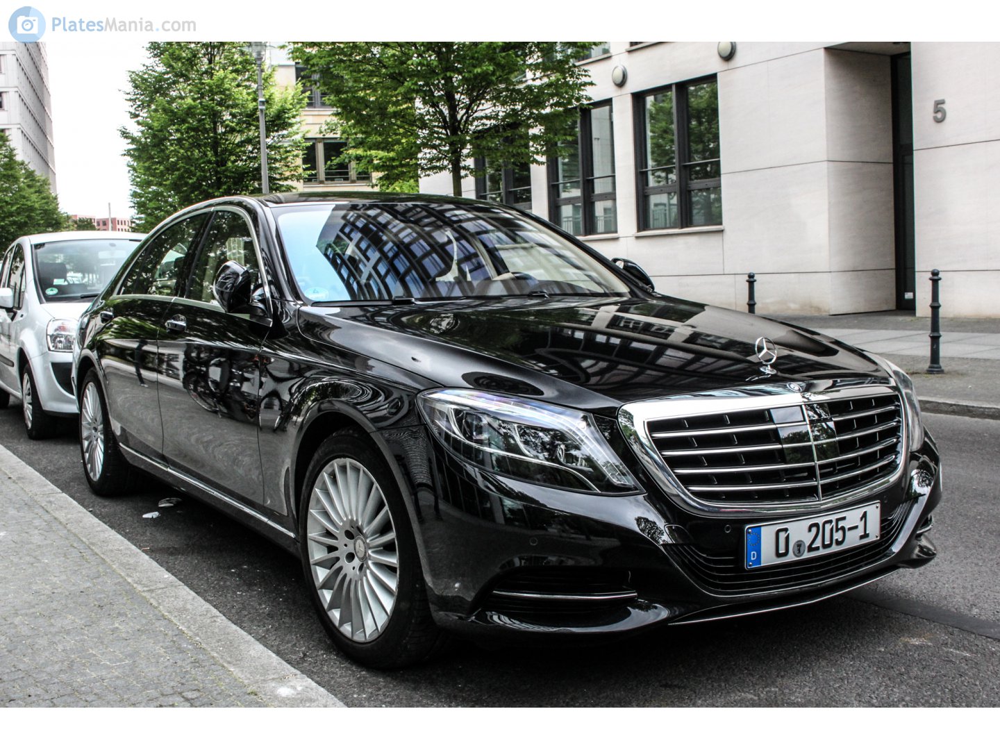 0 205-1, Mercedes-Benz S-Klasse 8th gen Sedan (W222/V222), 2013–2020