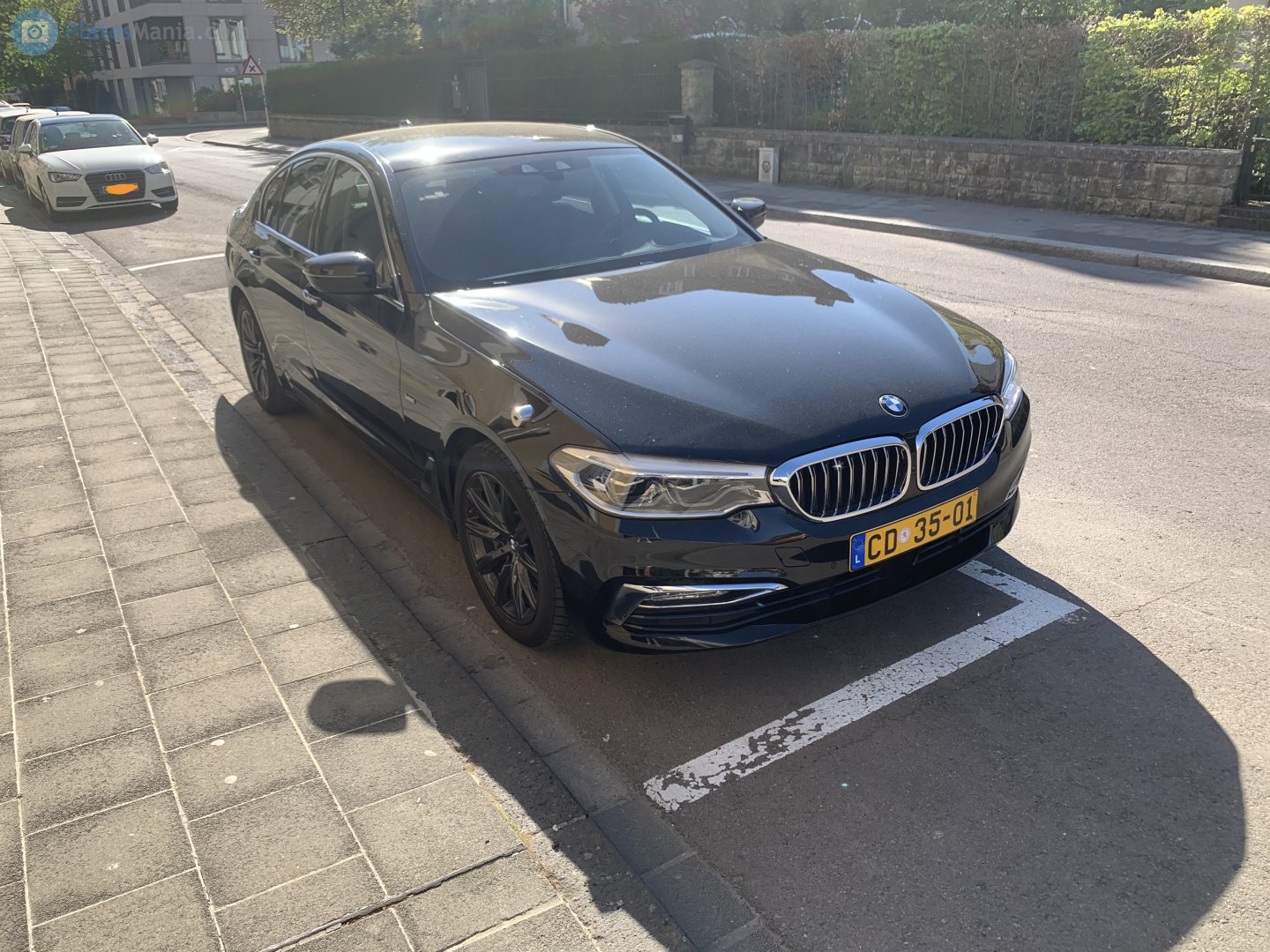 CD 35-01, BMW 5 Series 7th gen Sedan (G30/G38), 2017–2020