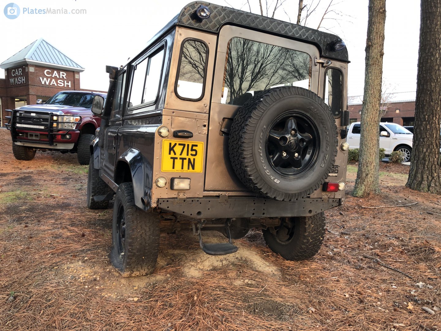 K715TTN, Land Rover Defender 1st gen 90