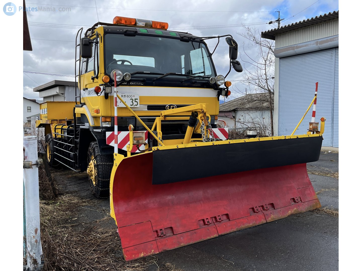 長野 800 た 35, Nissan Diesel Big Thumb 