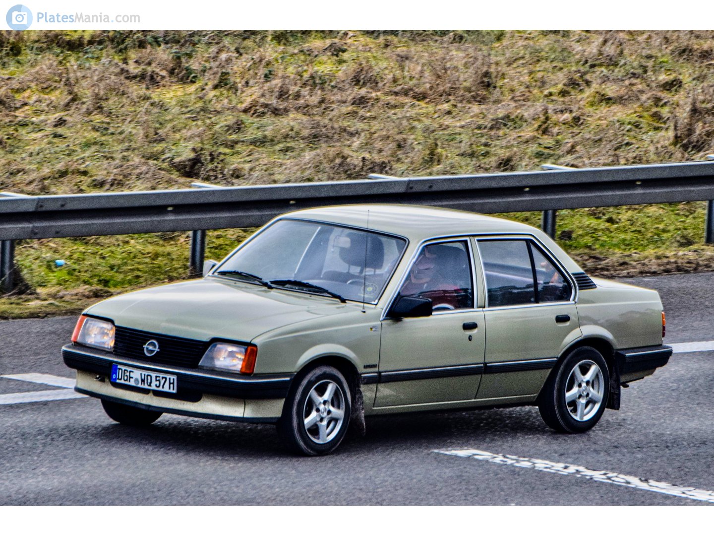 DGF WQ 57 H, Opel Ascona 3rd gen 4-door Sedan (C), 1981–1988