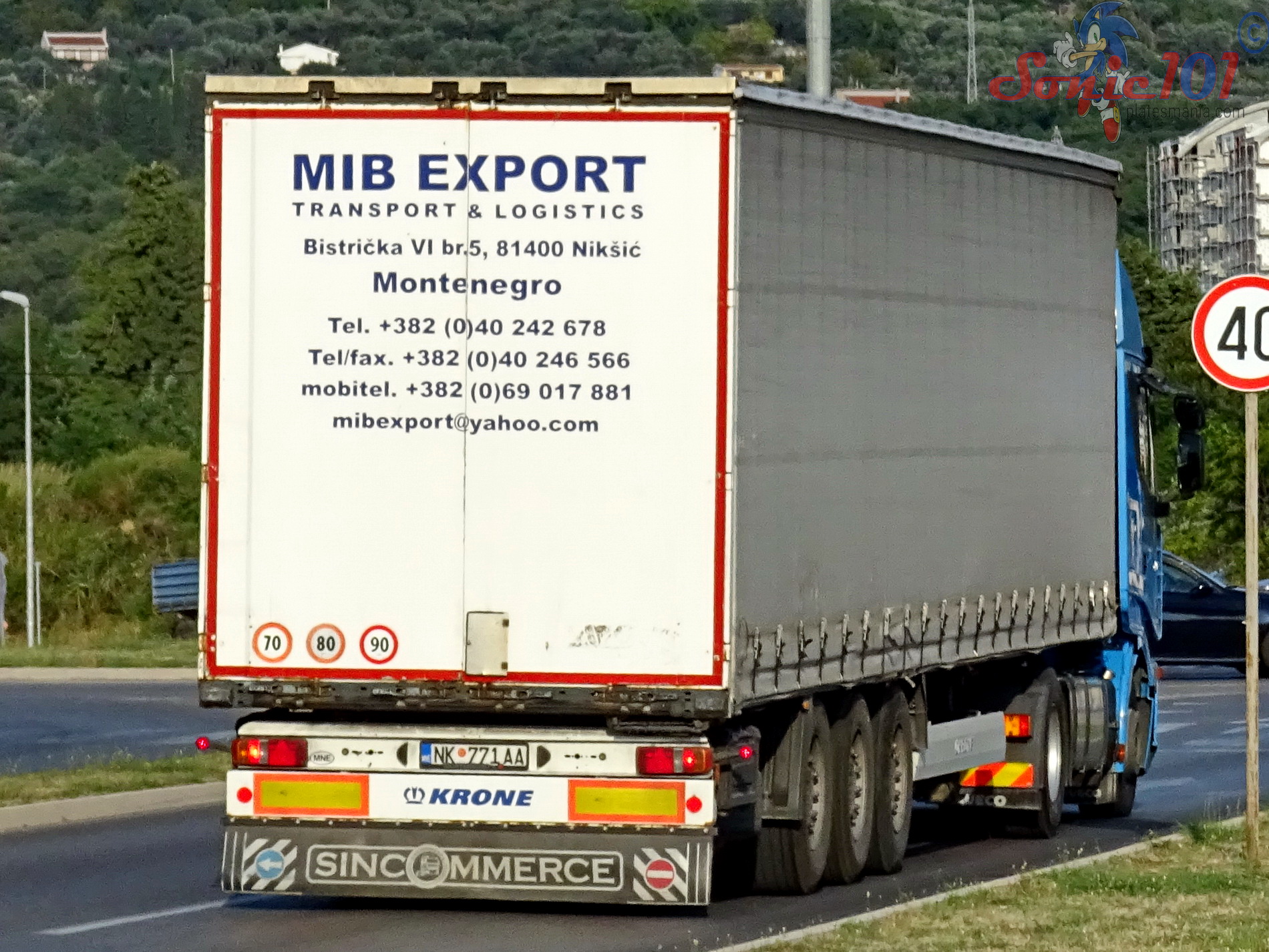 NK 771AA, Krone Paper Liner 