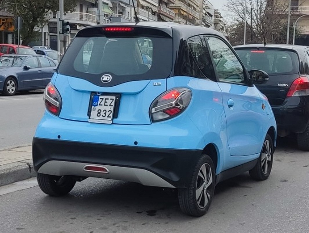 ZEZ-832, ZD (ZhiDou) D2 1st gen D2, 2015–2020