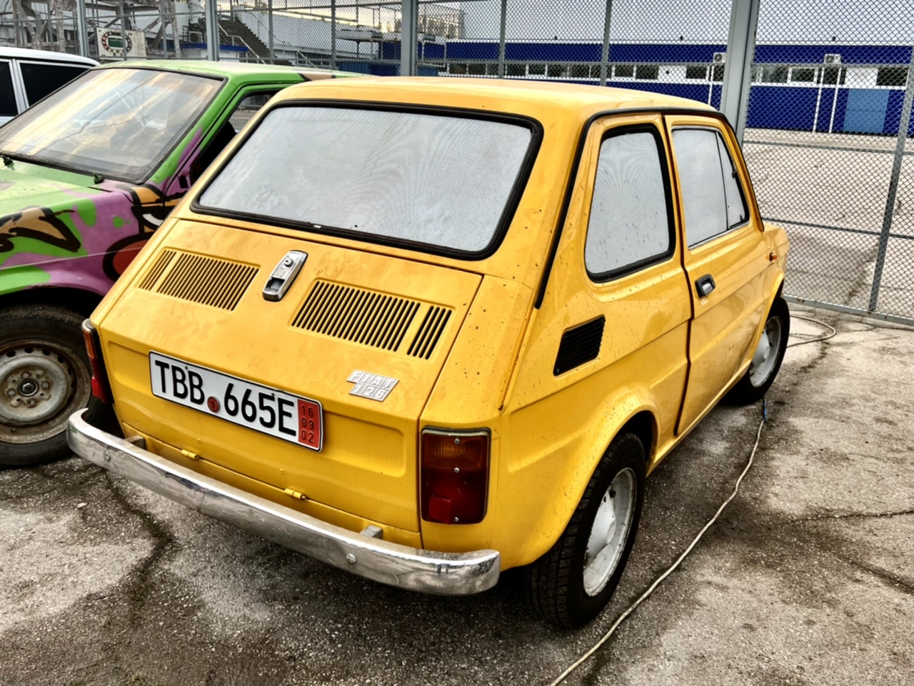 TBB 665 E, License plate without vehicle 