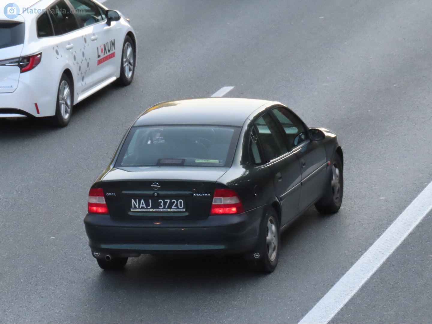 NAJ 3720, Opel Vectra 2nd gen Liftback (B; J96), 1995–2002