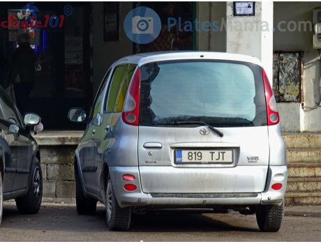 819 TJT, Toyota Yaris Verso