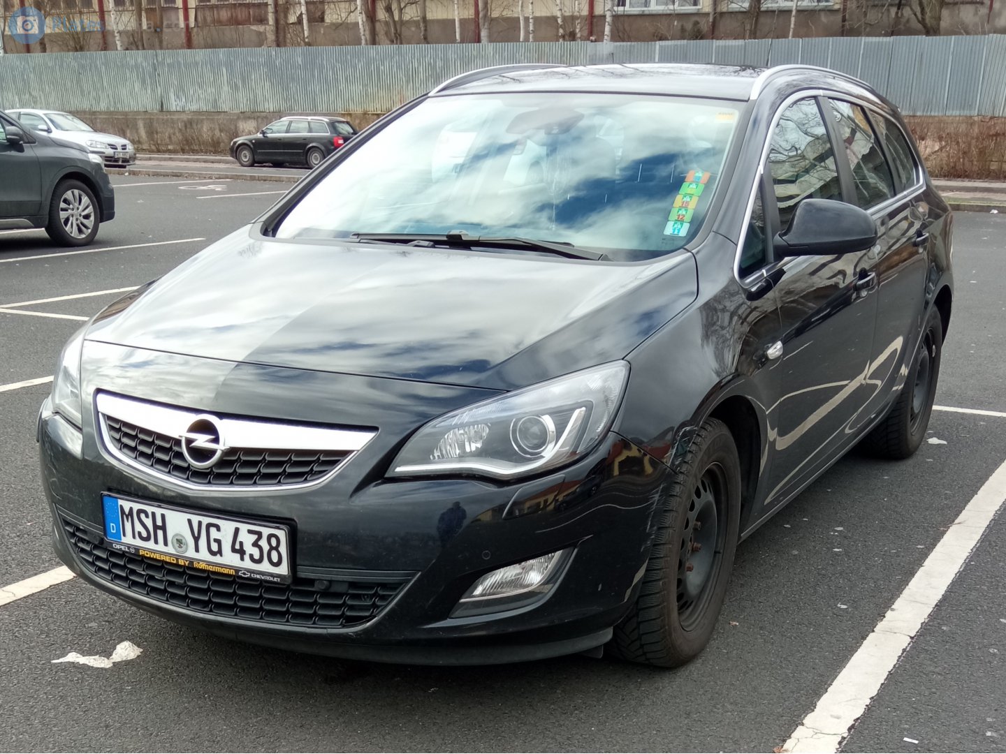 MSH YG 438, Opel Astra 4th gen Sports Tourer (J; P10), 2010–2015