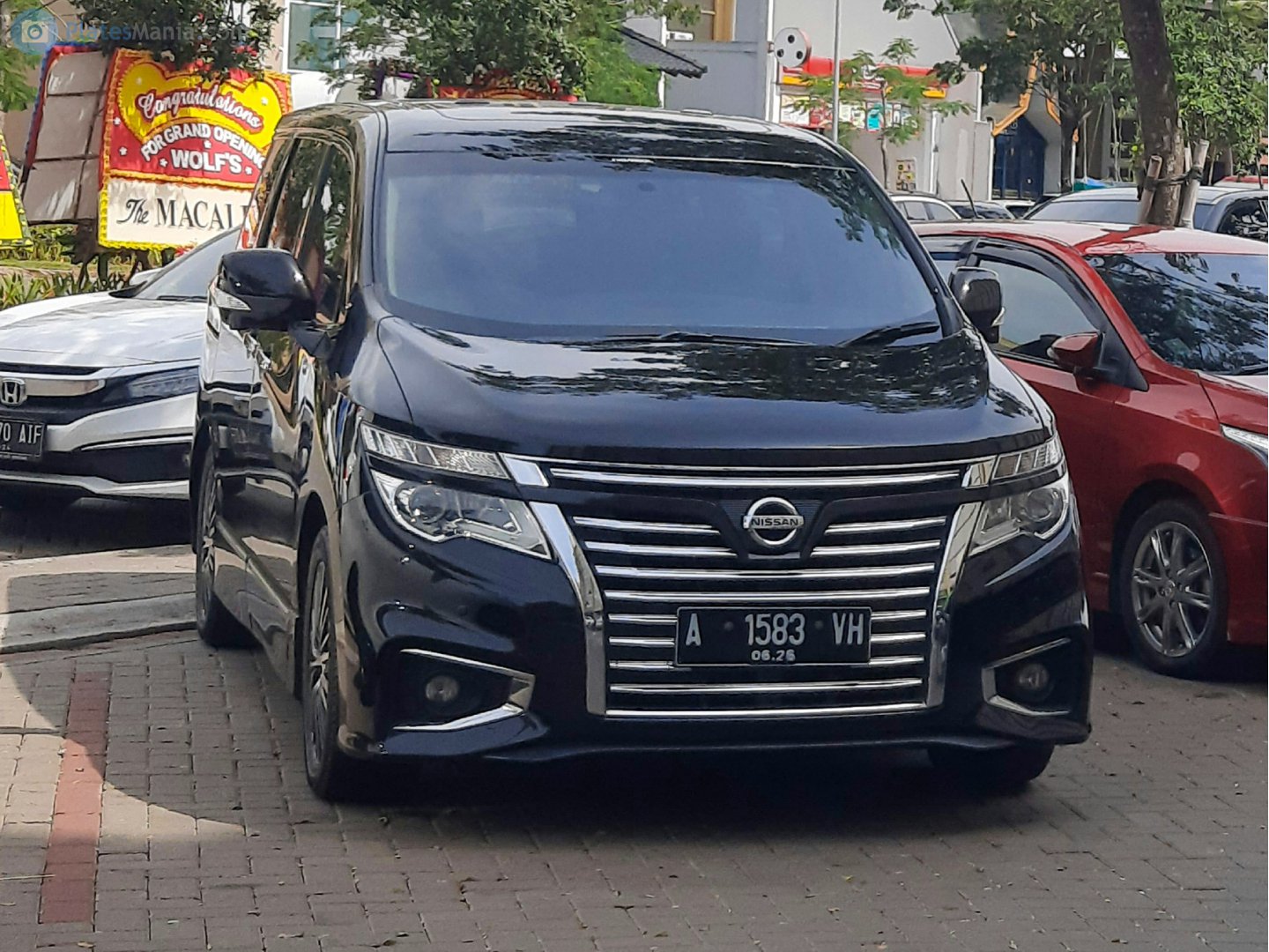 A 1583 VH, Nissan Elgrand 3rd gen (E52), 2010–