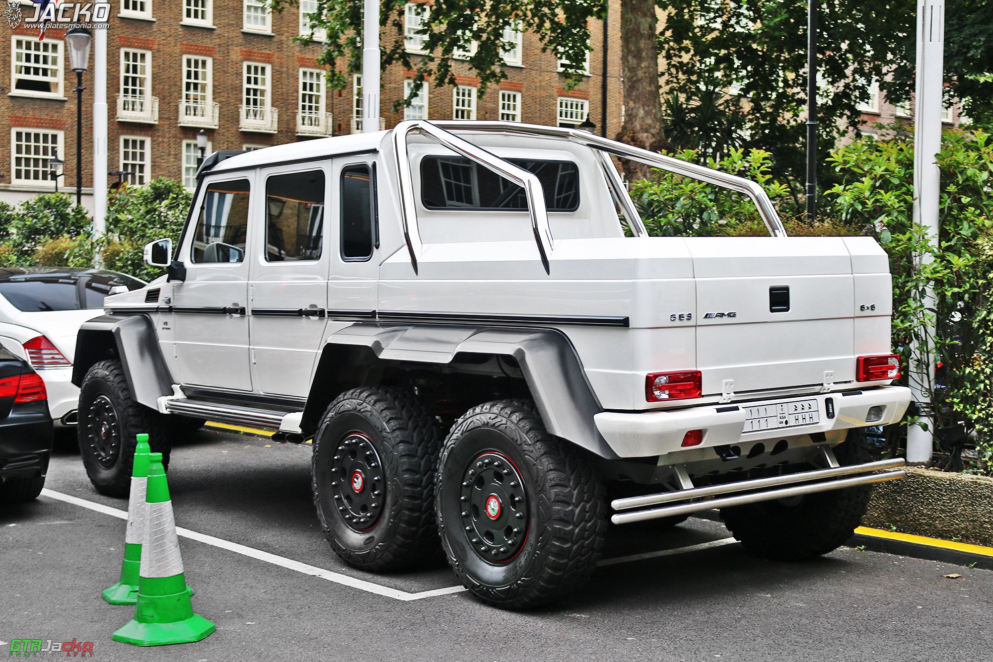111 HHH, Mercedes-Benz G-Klasse 1st gen 6×6 (W463), 2013–2015