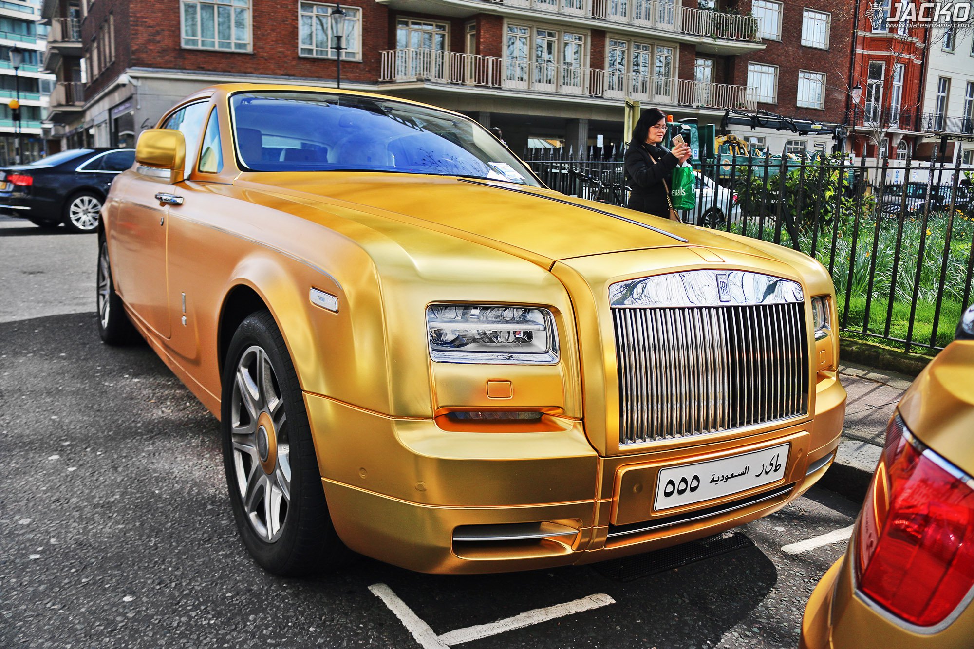 ٥٥٥ رىط, Rolls-Royce Phantom Coupé 1st gen (RR3), 2008–2016