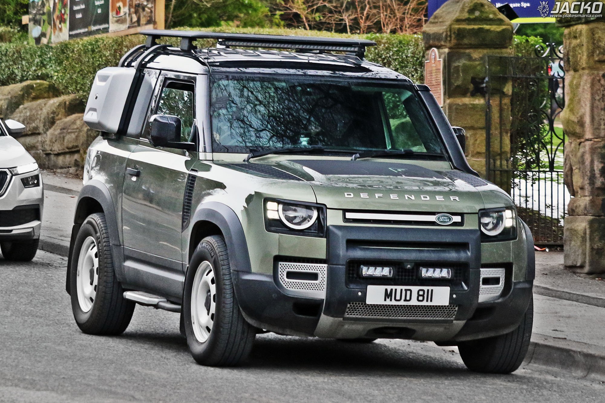 MUD811, Land Rover Defender 2nd gen 90