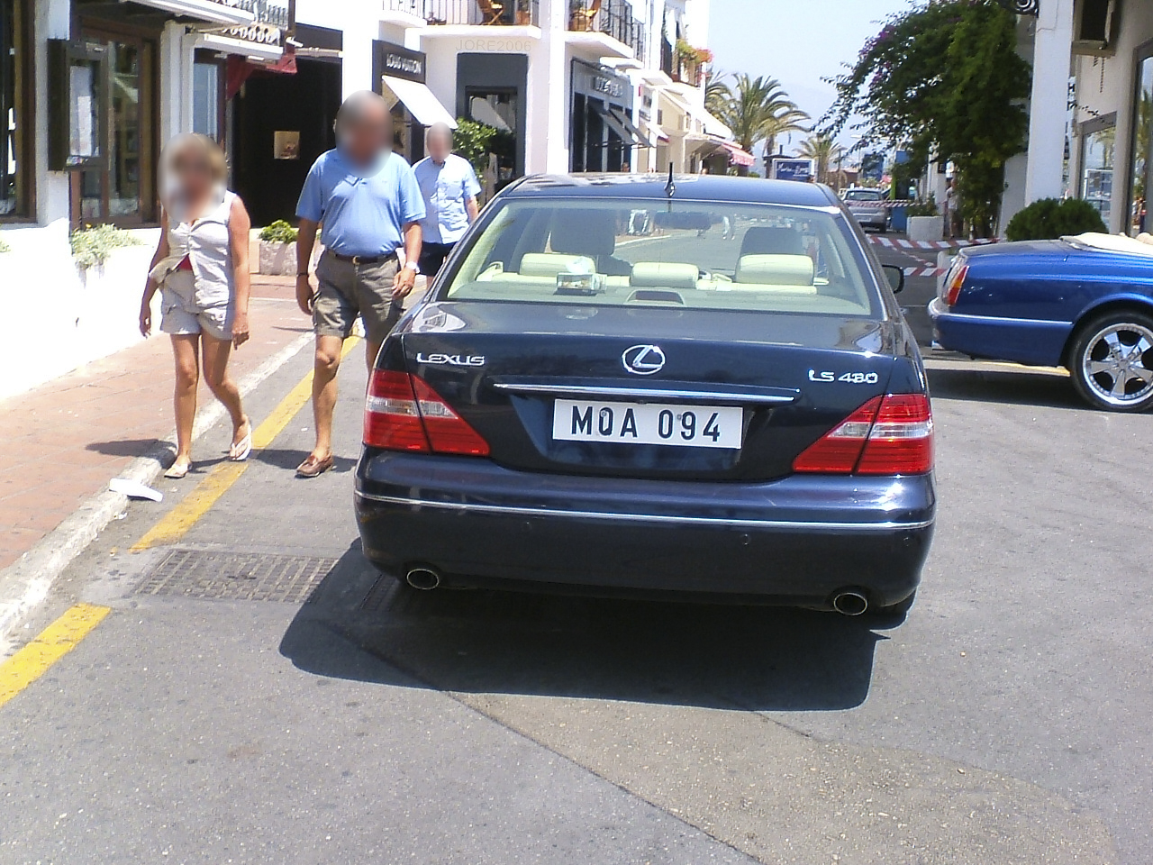 ٠٩٤ مقأ, Lexus LS 3rd gen (XF30), 2000–2006