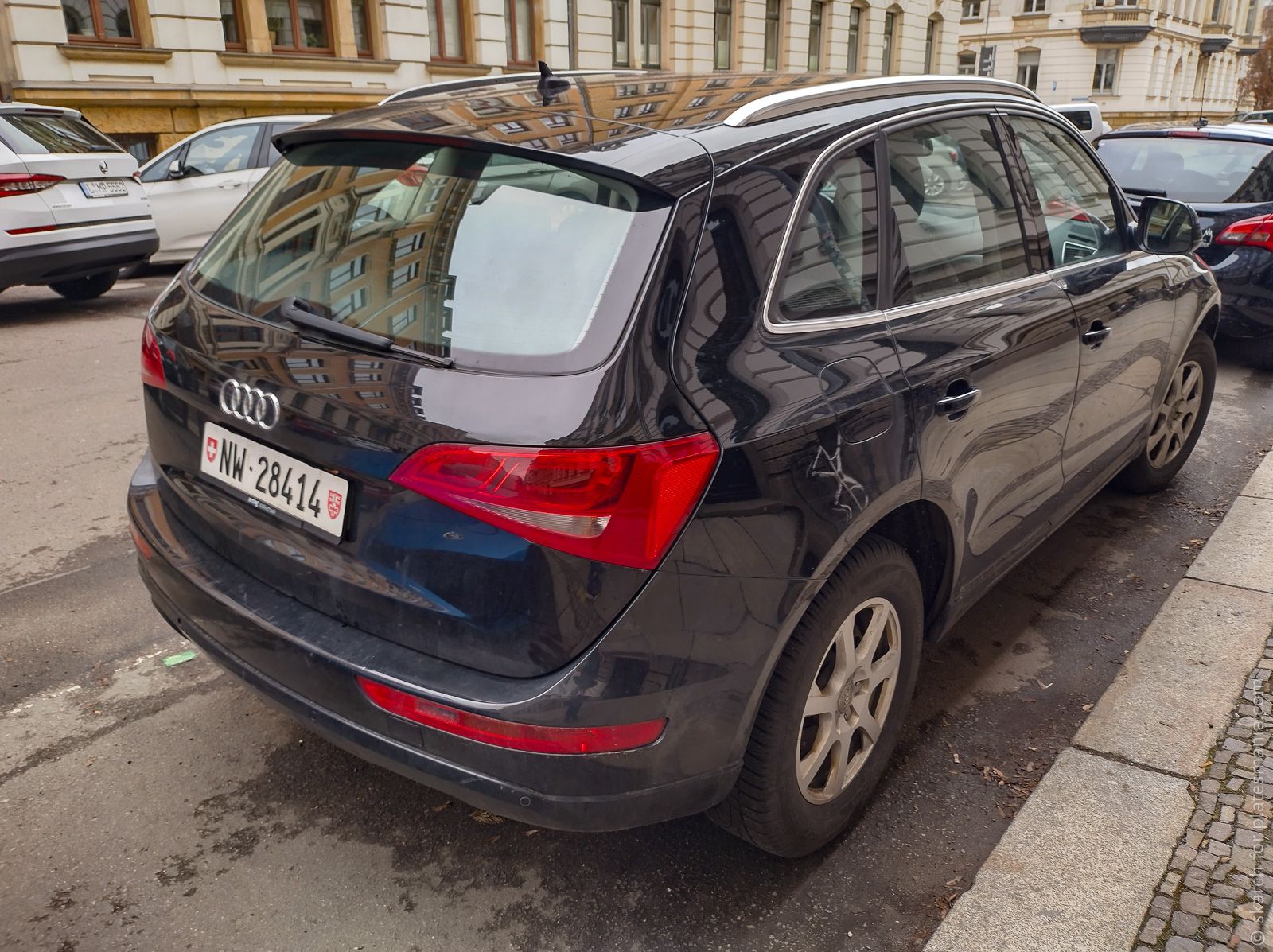 NW 28414, Audi Q5 1st gen (8RB), 2008–2017