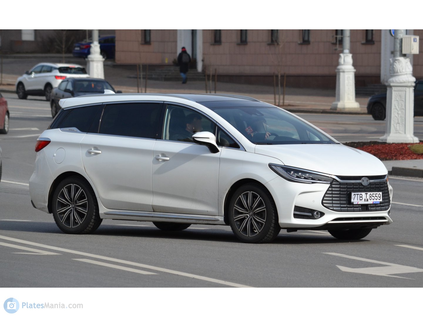 7TB T 8559, BYD Song 1st gen Max EV MPV, 2019–2020