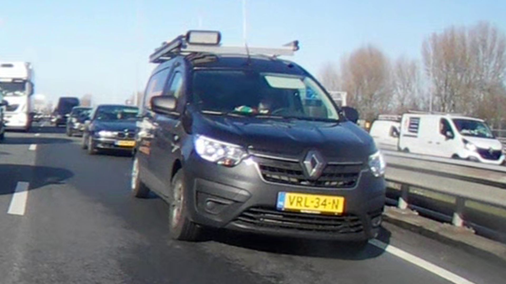VRL-34-N, Renault Express 2nd gen (XJH), 2021–