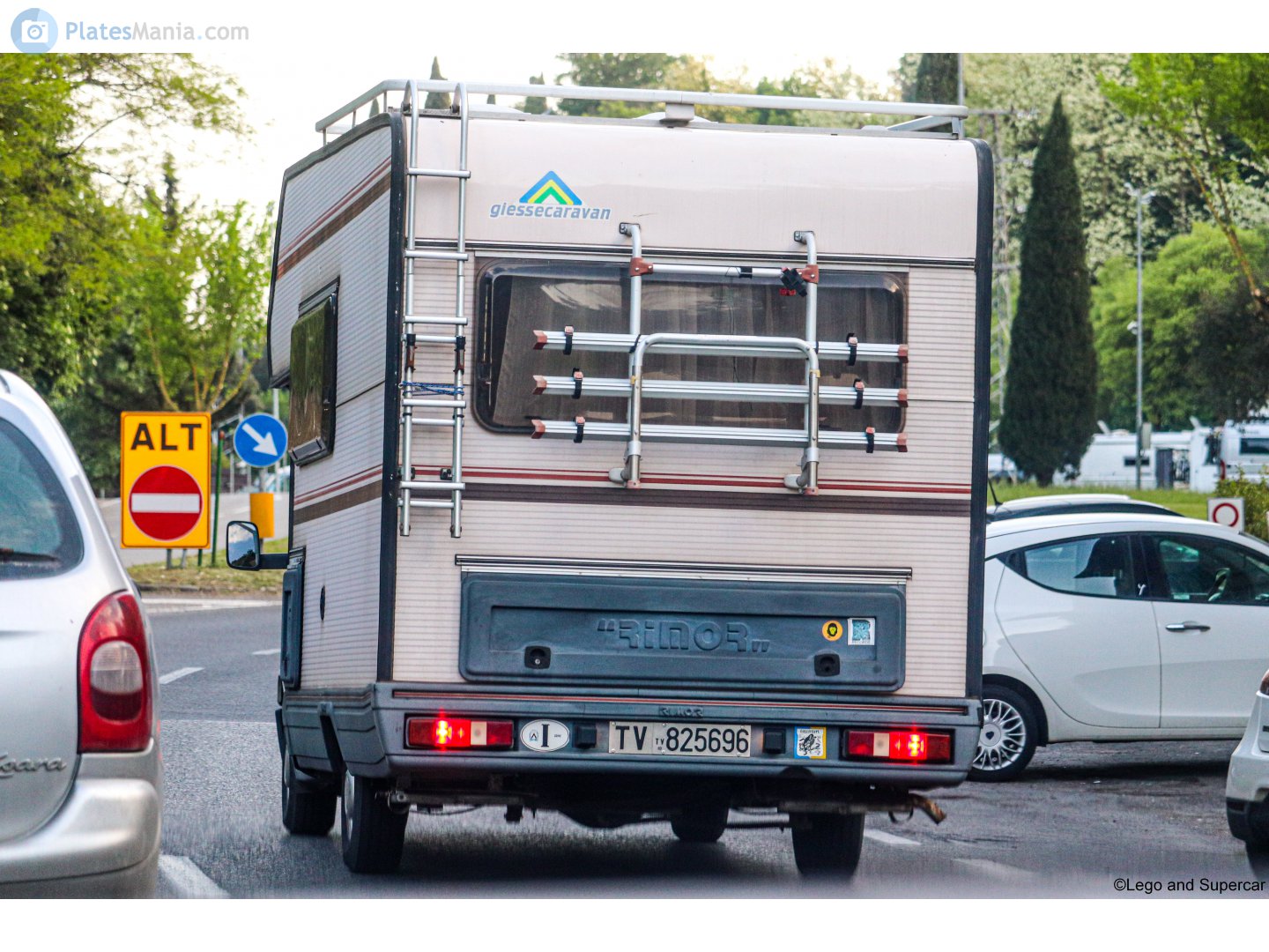 TV 825696, Rimor Sloop 