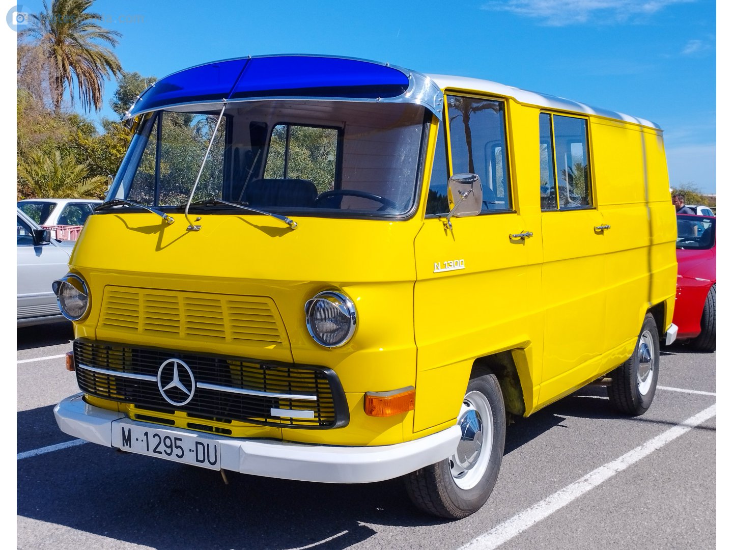 M 1295 DU, Mercedes-Benz N-Series 