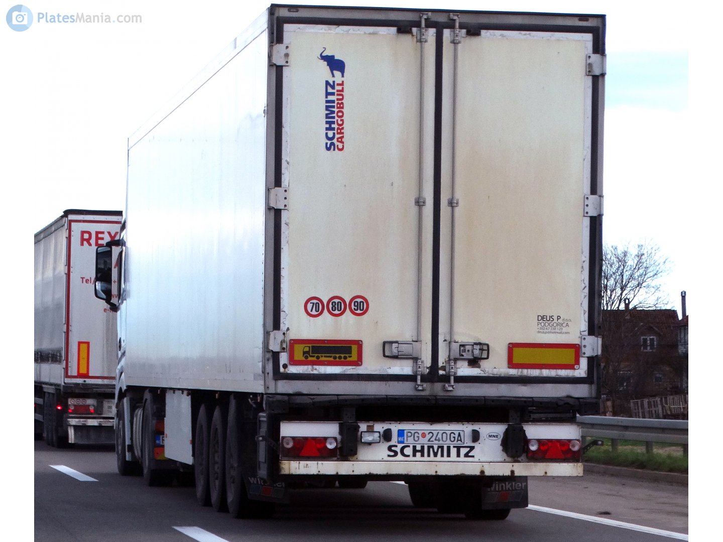 PG 240GA, Schmitz SKO 