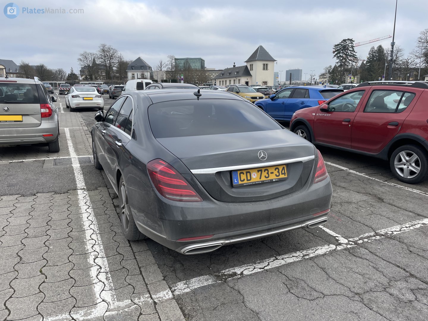 CD 73-34, Mercedes-Benz S-Klasse 8th gen Sedan (W222/V222), 2013–2020