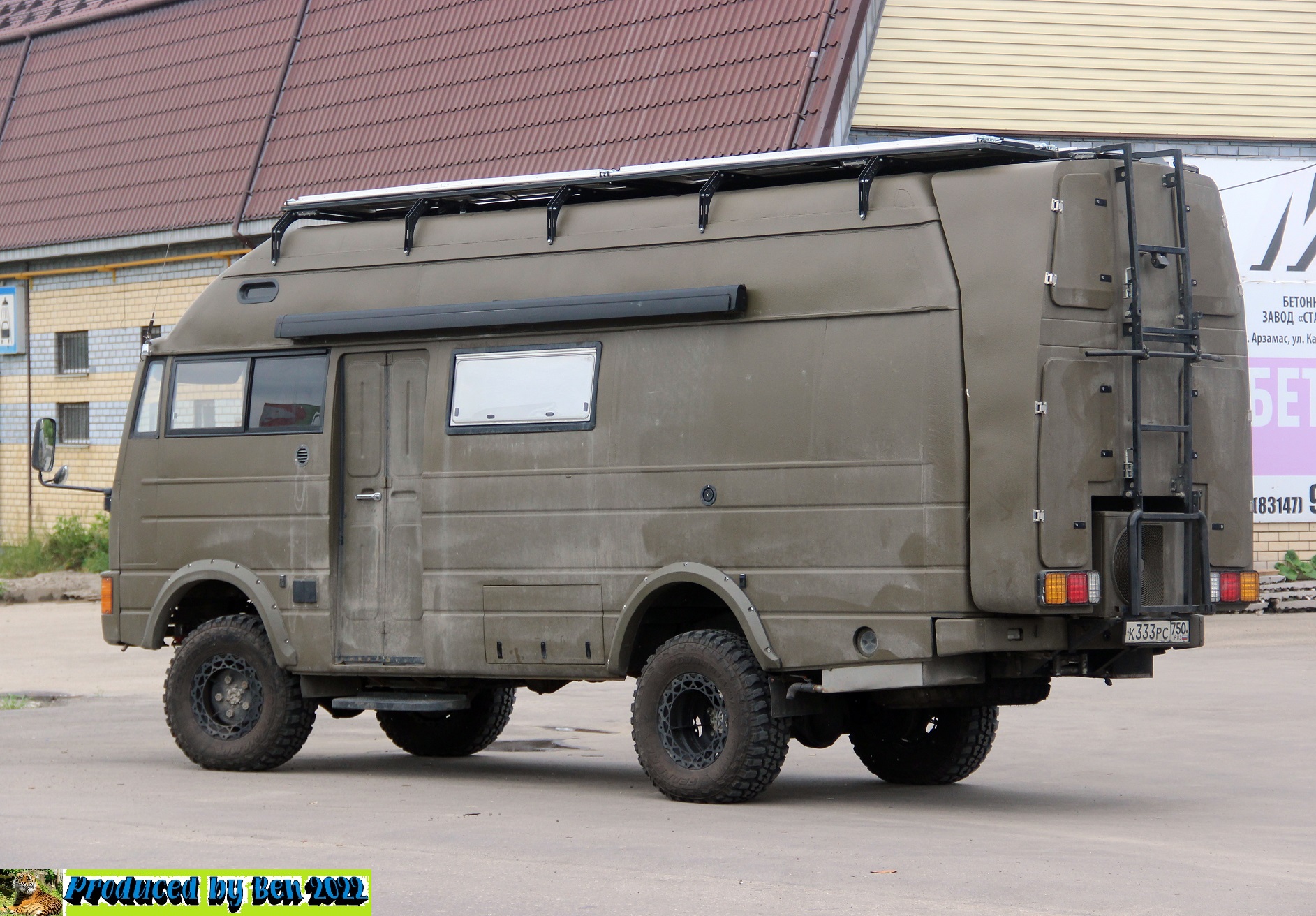 к 333 рс 750, Nissan Civilian 3rd gen (W40), 1982–1999