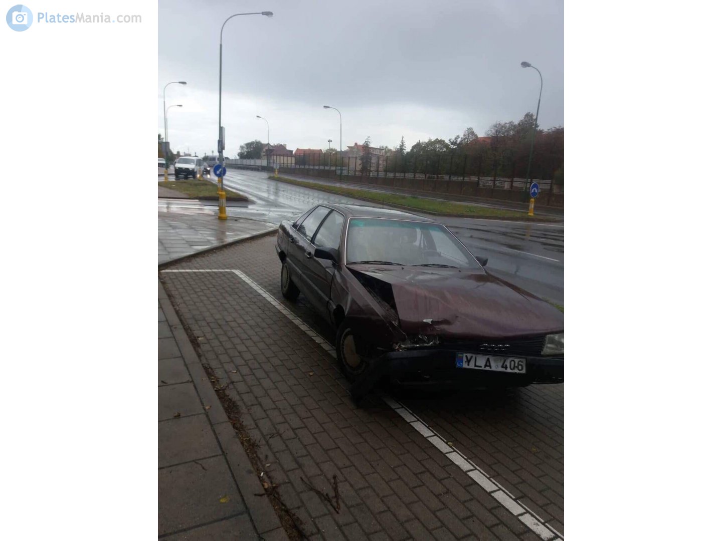 YLA 406, Audi 100 3rd gen Sedan (C3/44), 1982–1991
