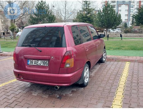 38 AEJ 186, Daihatsu Pyzar