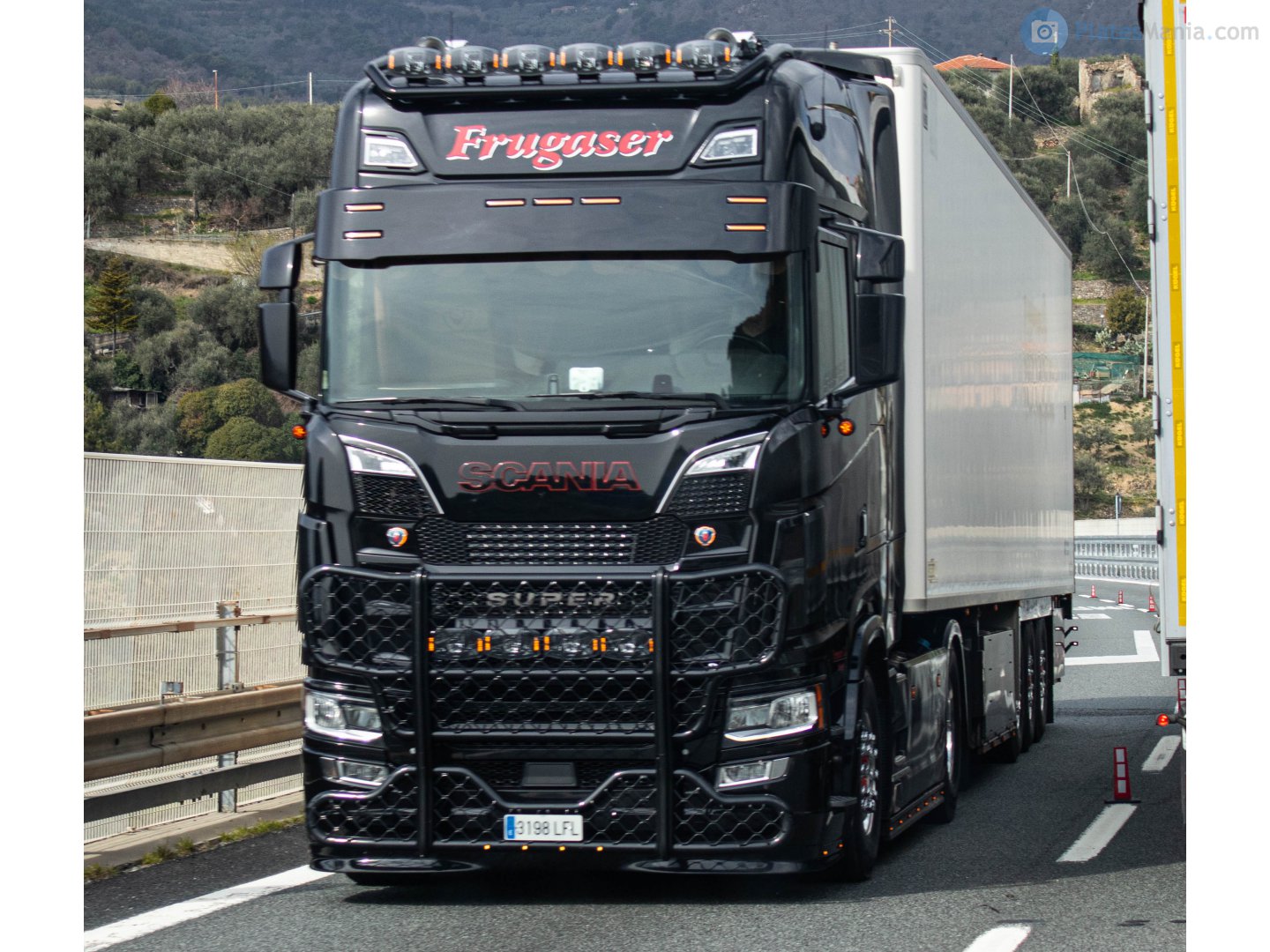 3198 LFL, Scania S-Series 1st gen, 2016–