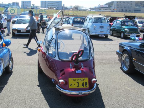 なにわ 50 あ 348, Heinkel Kabine