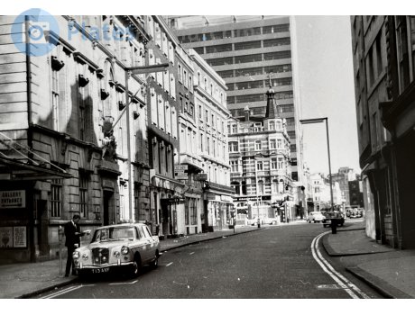 713 AXF, Wolseley 6/110