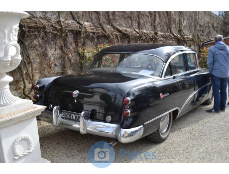 1954 YW 77, Buick Roadmaster