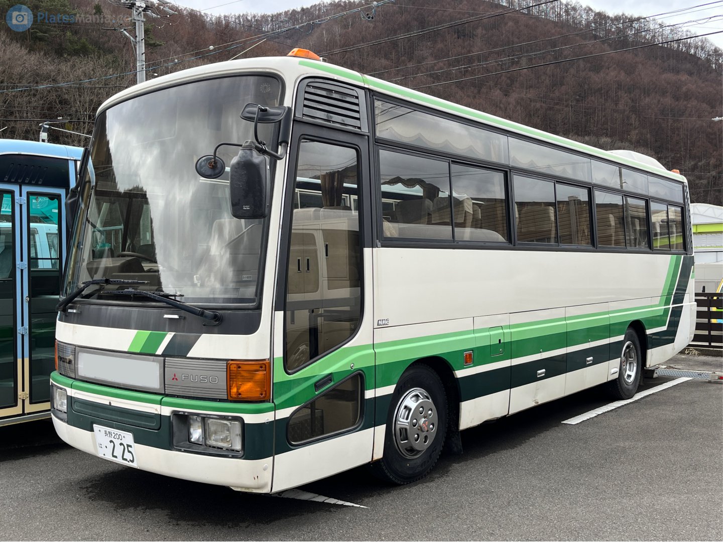 長野 200 は 225, Mitsubishi Fuso Aero 1st gen Aero Midi MJ/MK/MM, 1986–1993