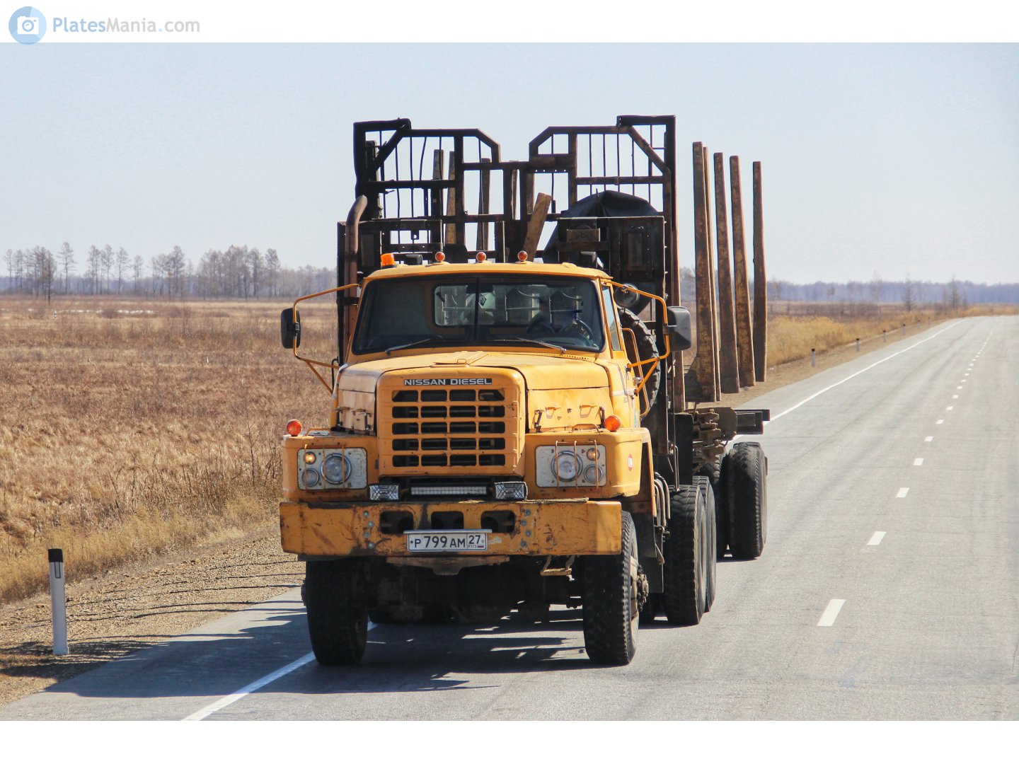 р 799 ам 27, Nissan Diesel TW52 