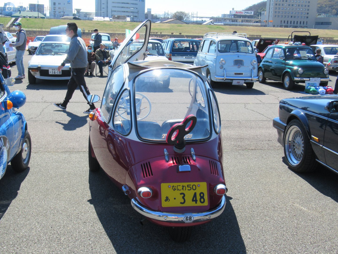 なにわ 50 あ 348, Heinkel Kabine 