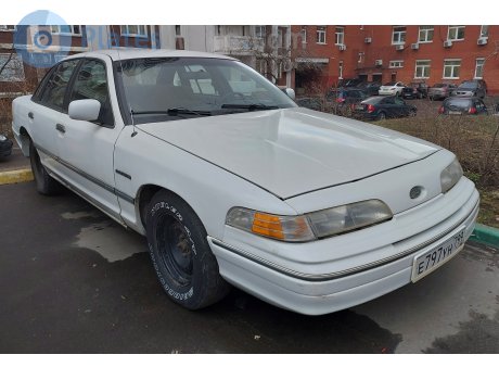 е797ун799, Ford Crown Victoria