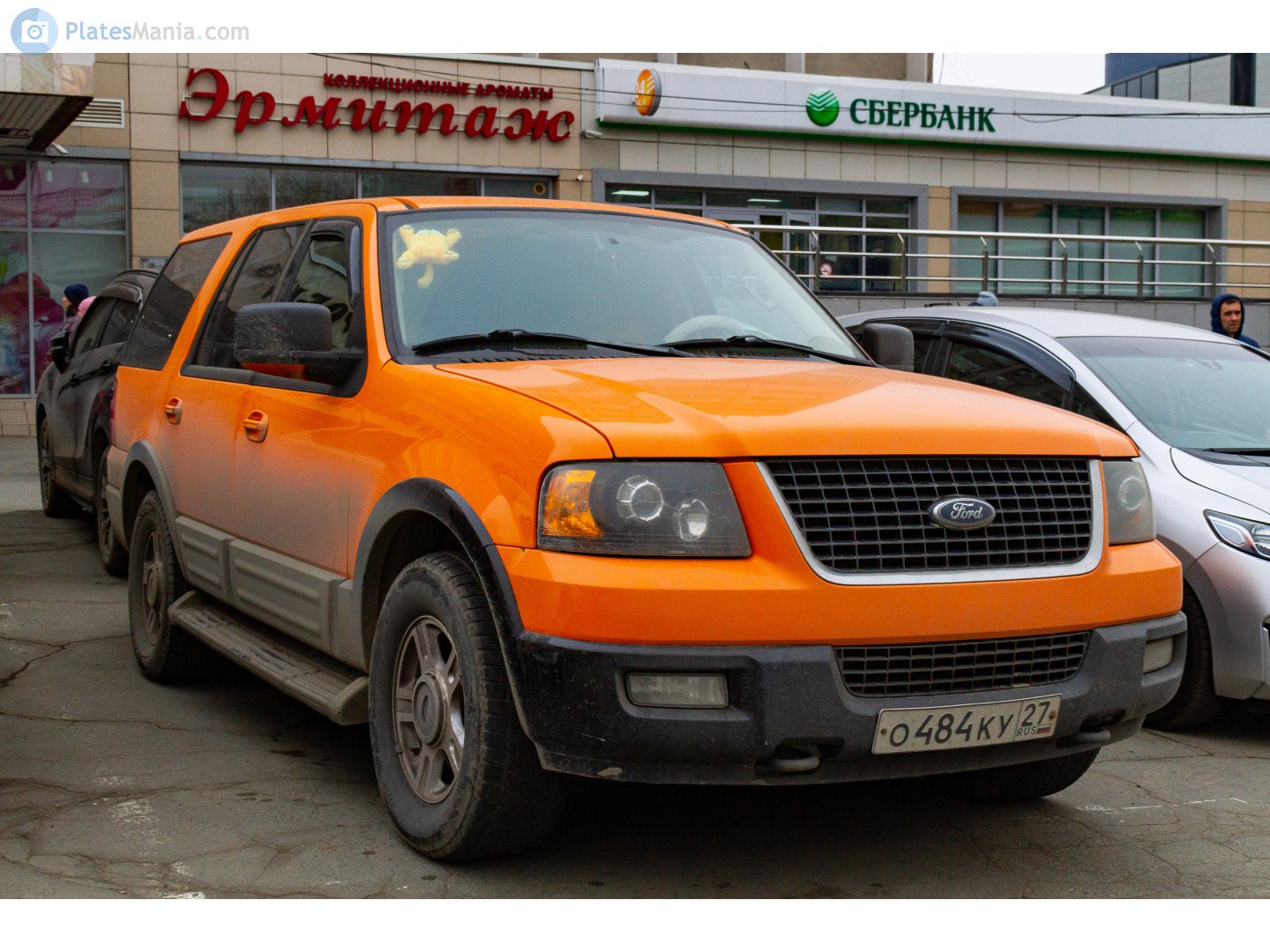 о 484 ку 27, Ford Expedition 2nd gen (U222), 2002–2006
