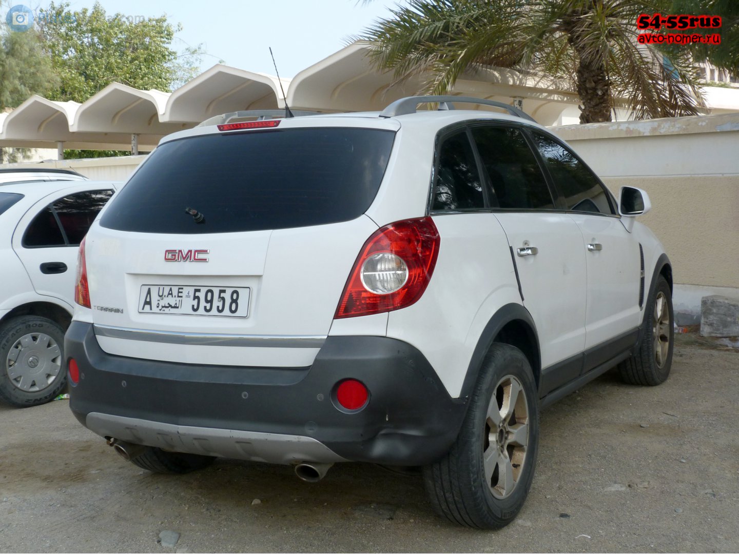 A 5958, GMC Terrain Opel Antara rebadge (Theta; Middle East-market), 2008–2010