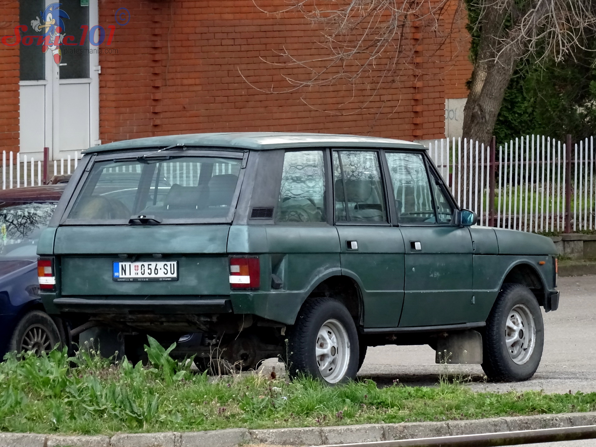 NI 056-SU, Land Rover Range Rover 1st gen, 1970–1996