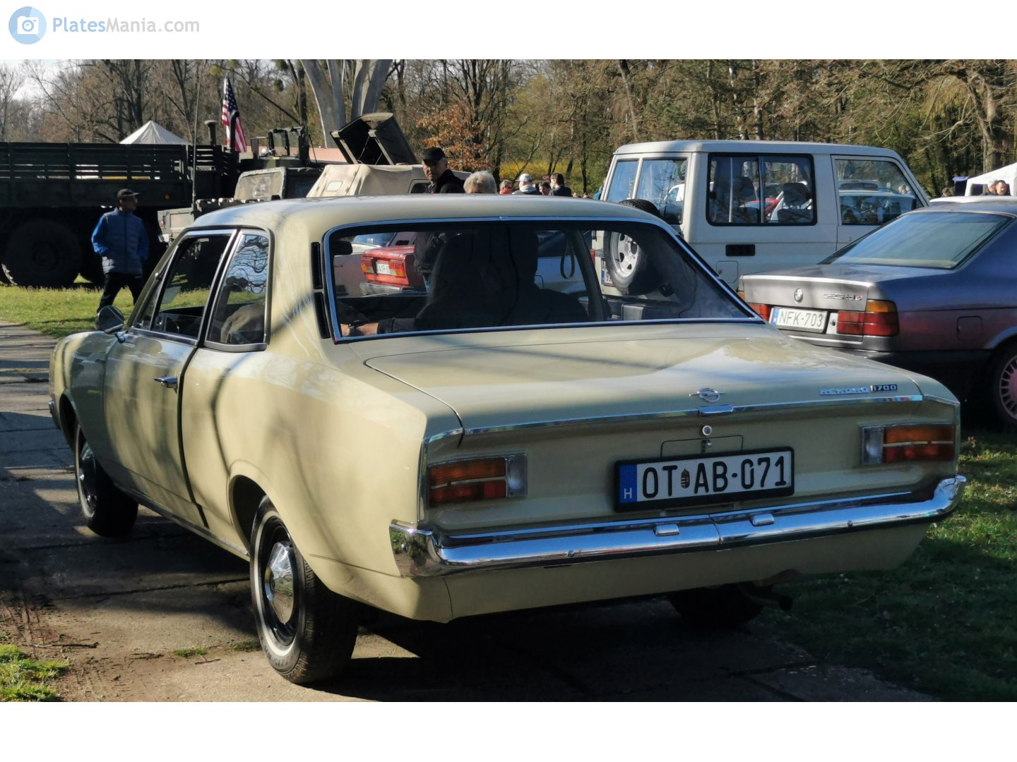 OT AB-071, Opel Rekord 3rd gen 2-door Sedan (C), 1966–1971