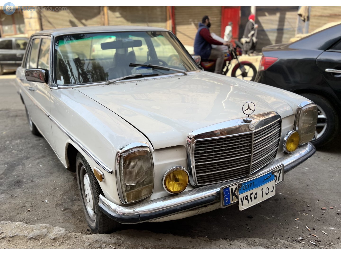 ٧٩٢٥ أنر, Mercedes-Benz E-Klasse 200–280 Sedan (W114/W115), 1967­–1976