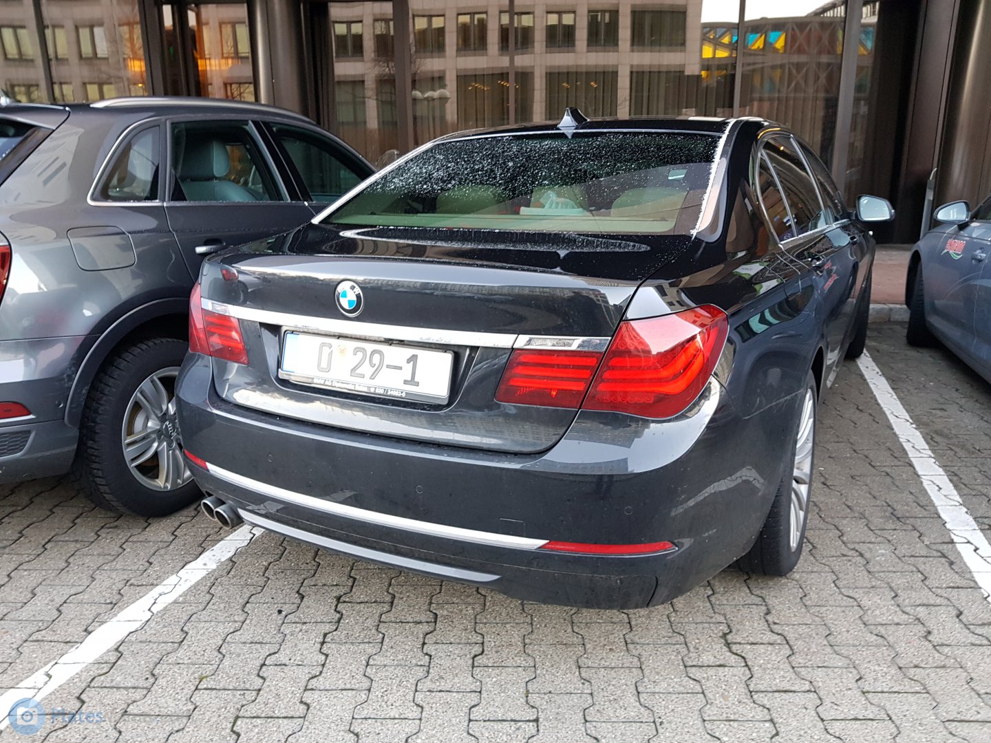 0 29-1, BMW 7 Series 5th gen (F01–F04), 2008–2015