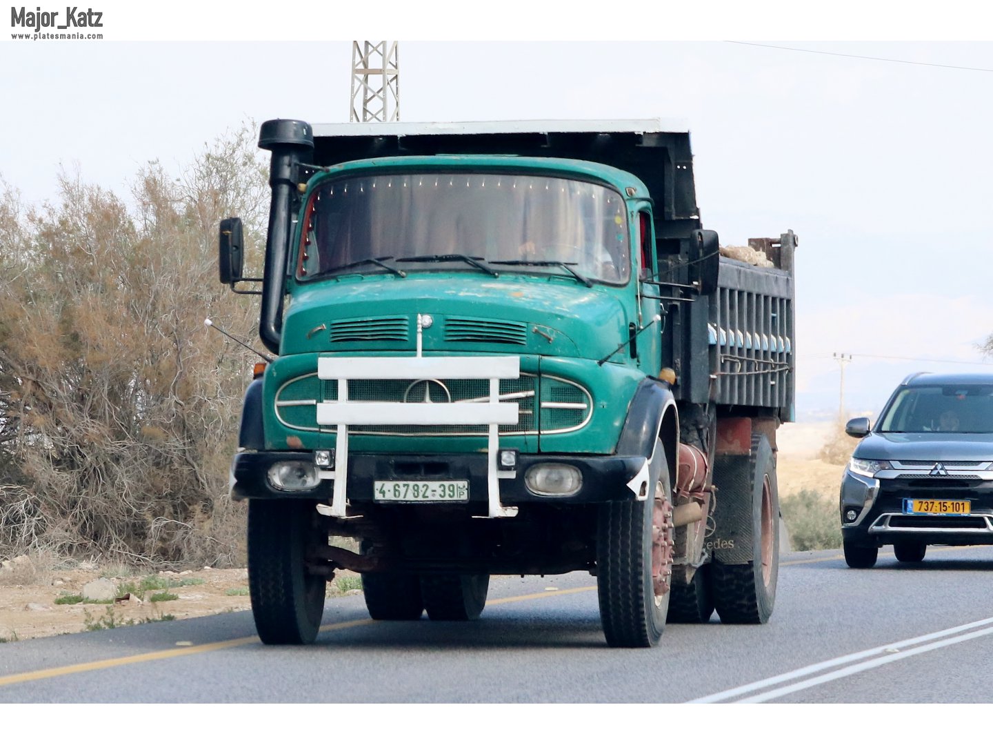 4-6782-39, Mercedes-Benz L/LA-Series Trucks 