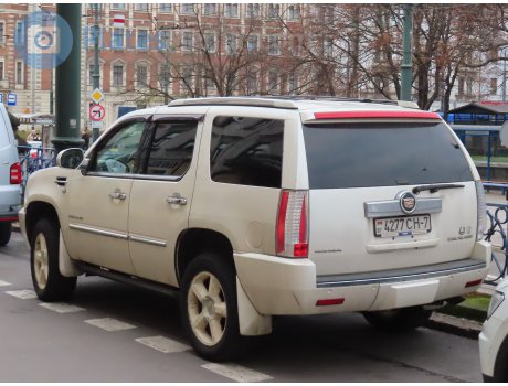 4277 CH-7, Cadillac Escalade