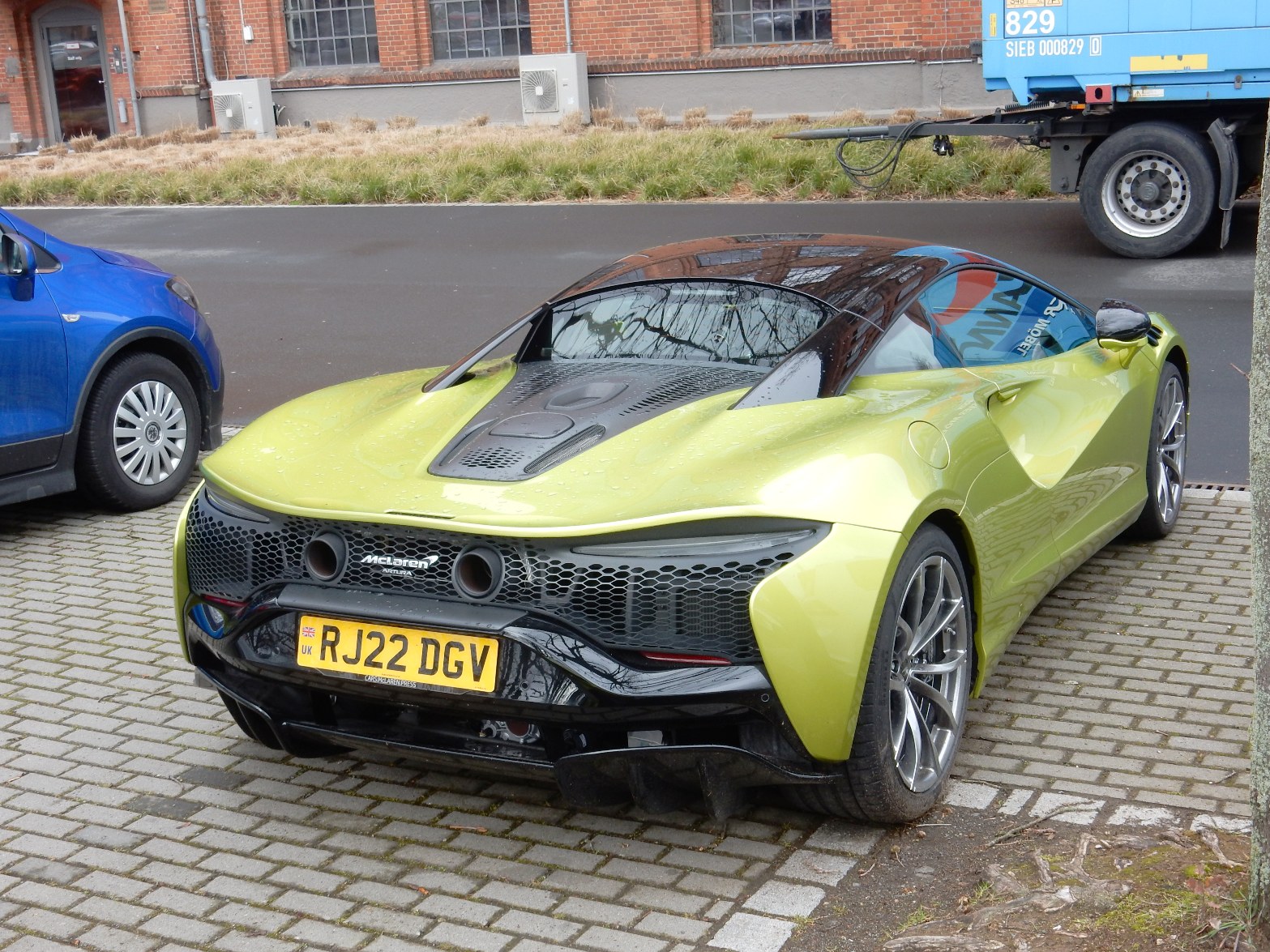 RJ22DGV, McLaren Artura 1st gen, 2021–