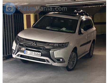 B IB 8066, Mitsubishi Outlander