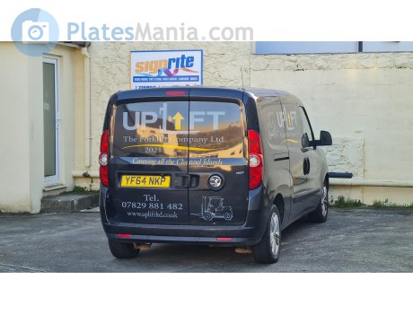 YF64 NKP, Vauxhall Combo