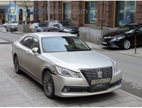 р582ат27, Toyota Crown