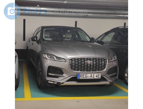 REG AI 4 E, Jaguar F-Pace
