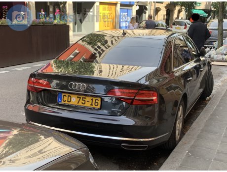CD 75-16, Audi A8