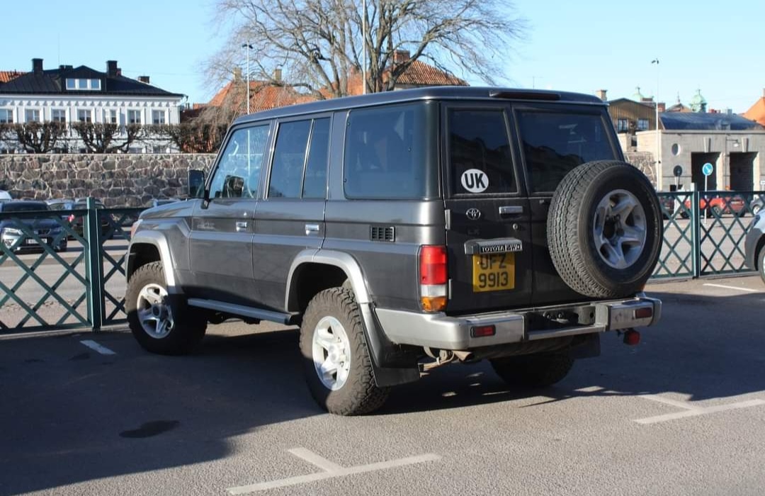 UFZ9913, Toyota Land Cruiser 70 5-door SUV (J76), 1st facelift, 2007–2023