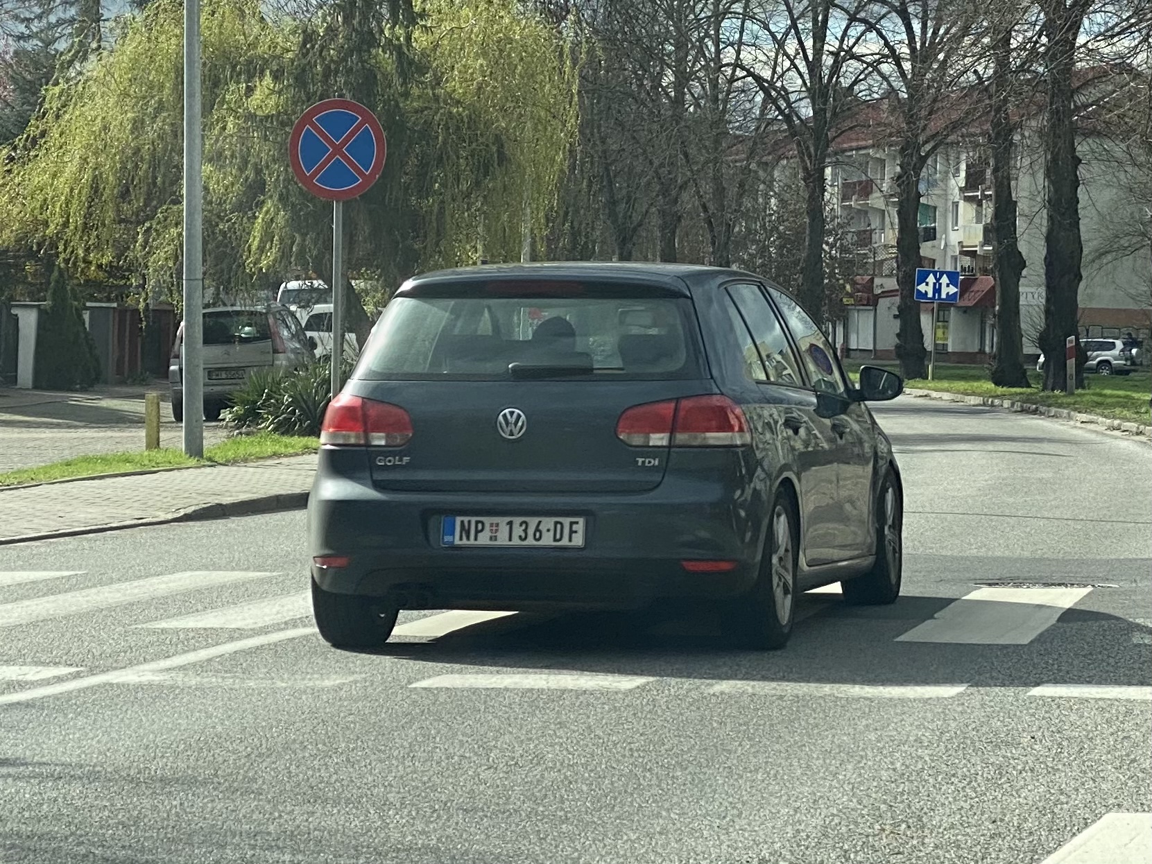 NP 136-DF, Volkswagen Golf 6th gen 5-door Hatch (5K), 2008–2013